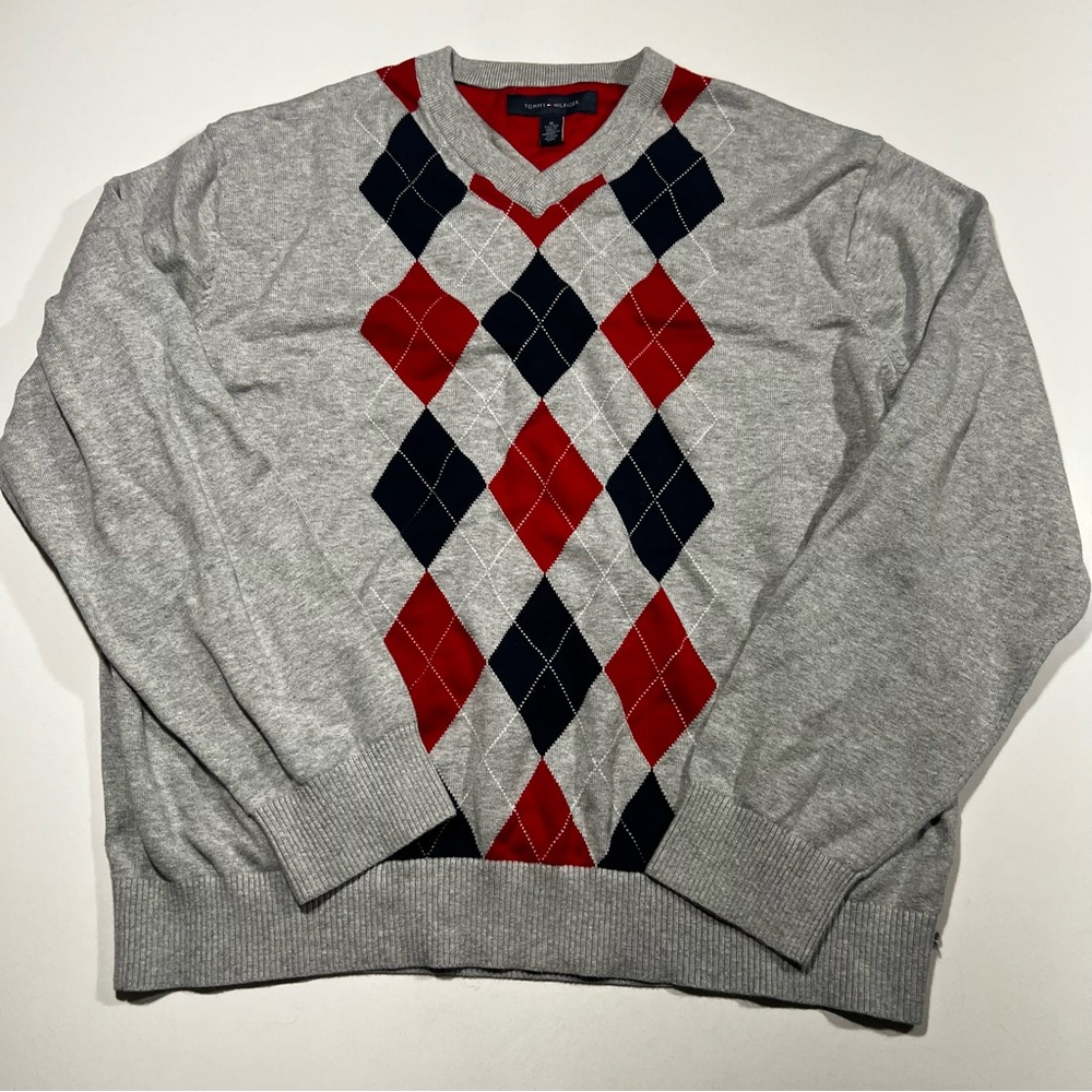 Tommy hilfugure gray v-neck sweater
